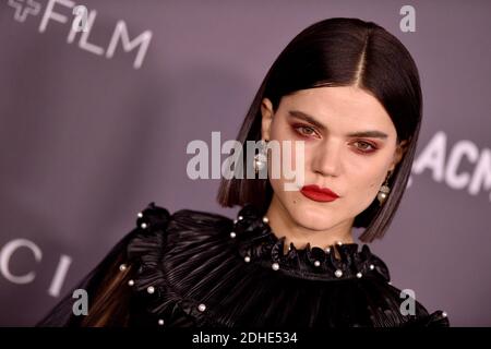 Soko participe au Gala Art + film de LACMA en hommage à Mark Bradford et George Lucas le 04 novembre 2017 à Los Angeles, CA, Etats-Unis. Photo de Lionel Hahn/ABACAPRESS.COM Banque D'Images