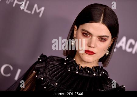 Soko participe au Gala Art + film de LACMA en hommage à Mark Bradford et George Lucas le 04 novembre 2017 à Los Angeles, CA, Etats-Unis. Photo de Lionel Hahn/ABACAPRESS.COM Banque D'Images