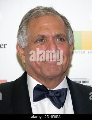 Les Moonves, Président du Conseil, Président, Et le Directeur général de CBS Corporation, arrive pour le dîner de l'artiste officiel en l'honneur des récipiendaires du 40ème prix annuel du Kennedy Center, organisé par le Secrétaire d'État américain Rex Tillerson au Département d'État américain à Washington, DC, Etats-Unis, le samedi 2 décembre 2017. Les 2017 lauréats sont: La danseuse et chorégraphe américaine Carmen de Lavallade; la chanteuse et chanteuse et actrice cubaine américaine Gloria Estefan; l'artiste américaine de hip hop et l'icône de divertissement LL COOL J; l'écrivain et producteur américain Norman Lear; et Americ Banque D'Images