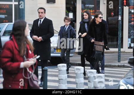 Olivier Sarkozy assister aux funérailles d'Andrée Sarkozy aka Dadue, mère de l'ancien président français Nicolas Sarkozy, à l'église Saint-Jean-Baptiste de Neuilly-sur-Seine, France, le 18 décembre 2017. Photo par ABACAPRESS.COM Banque D'Images