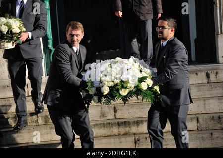 Ambiance pendant les funérailles d'Andrée Sarkozy aka Dadue, mère de l'ancien président français Nicolas Sarkozy, à l'église Saint-Jean-Baptiste de Neuilly-sur-Seine, le 18 décembre 2017. Photo par ABACAPRESS.COM Banque D'Images