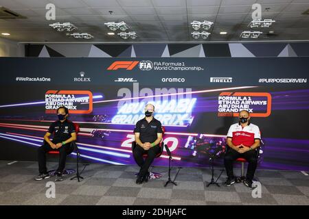 TANABE Toyoharu, Directeur technique de Honda Racing F1, VASSEUR Frederic (fra), Directeur de l'équipe d'Alfa Romeo Racing ORLEN, ROBERTS Simon (gbr), Directeur général de Williams Racing, portrait, conférence de presse lors du Grand Prix 2020 Etihad Airways d'Abu Dhabi de Formule 1, du 11 au 13 décembre, 2020 sur le circuit Yas Marina, à Abu Dhabi - photo Antonin Vincent / DPPI / LM Banque D'Images