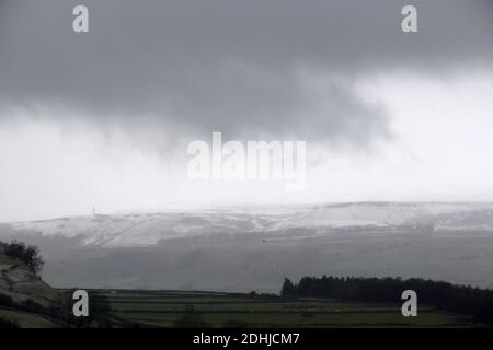 La photo est une scène neigeuse dans les Yorkshire Dales au-dessus de Leyburn. Météo neige hiver neige neige neige neige neige neige neige Banque D'Images