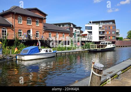 Europa, Deutschland, Niedersachsen, Buxtehude, Metropolregion Hambourg, Este, Hafen, Wohnen am Wasser, Kulturforum, Banque D'Images