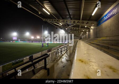 Newcastle, Royaume-Uni. 11 décembre 2020. NEWCASTLE UPON TYNE, ANGLETERRE. 11 DÉCEMBRE. Vue générale du stand du Sud avant le match de la coupe européenne du Rugby Challenge entre Newcastle Falcons et Cardiff Blues à Kingston Park, Newcastle, le vendredi 11 décembre 2020. (Credit: Chris Lishman | MI News) Credit: MI News & Sport /Alay Live News Banque D'Images