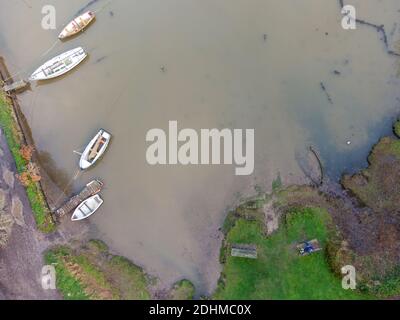 Bateaux sur la rivière fal près de Malpas et truro cornwall Angleterre royaume-uni Banque D'Images