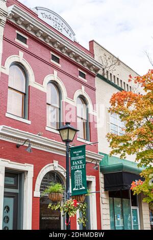 Alabama Decatur Bank Street quartier commerçant bâtiments historiques, préservation bâtiments restaurés automne couleurs automne, Banque D'Images