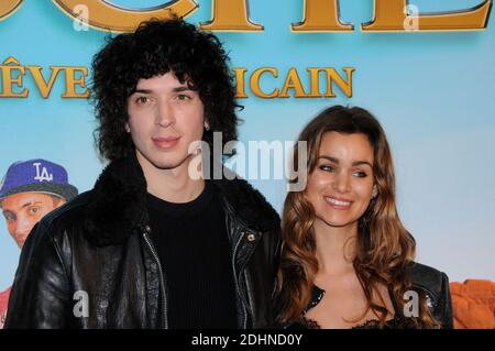 Julian Perretta, Elisa Bachir Bey participant aux Tuche 2 : le rêve américain qui s'est tenu à l'Opéra Gaumont à Paris, France, le 25 janvier 2016. Photo d'Alain Apaydin/ABACAPRESS.COM Banque D'Images