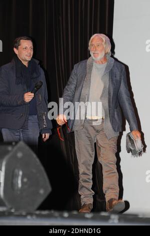 Gildas Lecoq et Pierre Richard présentent le film « un nuage entre les dents » lors de la cérémonie de clôture du 1er Festival au dela de l'ecran, à Vincennes, en France, le 25 janvier 2016. Photo de Mireille Ampilhac/ABACAPRESS.COM Banque D'Images