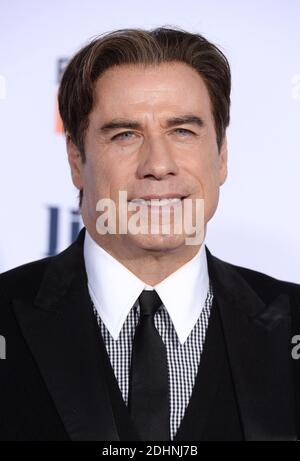 John Travolta participe à la première de 'American crime Story - The People V. O.J. Simpson' du FX au Westwood Village Theatre le 27 janvier 2016 à Los Angeles, CA, États-Unis. Photo de Lionel Hahn/ABACAPRESS.COM Banque D'Images