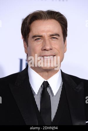 John Travolta participe à la première de 'American crime Story - The People V. O.J. Simpson' du FX au Westwood Village Theatre le 27 janvier 2016 à Los Angeles, CA, États-Unis. Photo de Lionel Hahn/ABACAPRESS.COM Banque D'Images