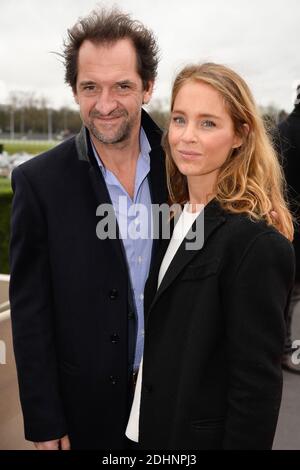 Stéphane de Groodt et son épouse assistent à la 95e course de trottinette du Grand Prix d'Amérique, sur le circuit de Vincennes, près de Paris, en France, le 31 janvier 2016. Photo par ABACAPRESS.COM Banque D'Images