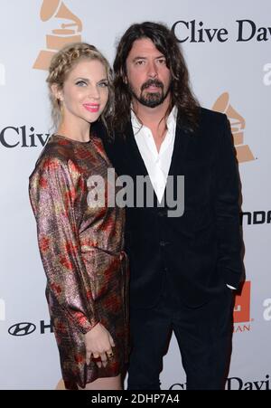 Dave Grohl assiste au Gala pré-GRAMMY 2016 et au Salute to Industry Icons en l'honneur d'Irving Azoff à l'hôtel Beverly Hilton à Beverly Hills, Los Angeles, CA, Etats-Unis le 14 février 2016. Photo de Lionel Hahn/ABACAPRESS.COM Banque D'Images