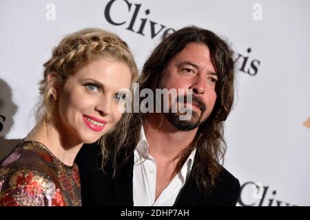 Dave Grohl assiste au Gala pré-GRAMMY 2016 et au Salute to Industry Icons en l'honneur d'Irving Azoff à l'hôtel Beverly Hilton à Beverly Hills, Los Angeles, CA, Etats-Unis le 14 février 2016. Photo de Lionel Hahn/ABACAPRESS.COM Banque D'Images