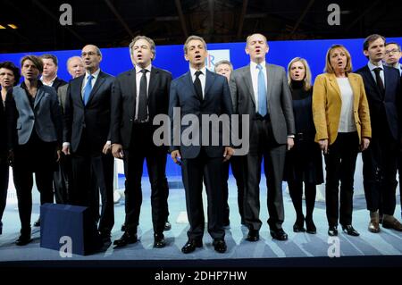 Isabelle le Callennec, vice-présidente du parti LR, Eric Woerth, Luc Chatel, Nicolas Sarkozy assiste à un Conseil national du parti de droite français les Républicains (LR) pour discuter et définir la politique du parti avant ses élections primaires, à la porte de Versailles, à Paris, en France, le 14 février 2016. Photo d'Alain Apaydin/ABACAPRESS.COM Banque D'Images