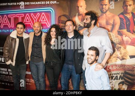 Malik Bentalha, Franck Gastambide, Sabrina Ouazani, Gad Elmaleh, Ramzy Bedia et Anouar Toubali assistent à la première de Pattaya au Cinéma Gaumont Opera de Paris, France, le 15 février 2016. Photo de Maxime Reynaud/APS-Medias/ABACAPRESS.COM Banque D'Images