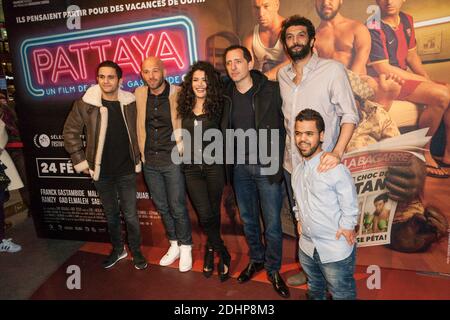 Malik Bentalha, Franck Gastambide, Sabrina Ouazani, Gad Elmaleh, Ramzy Bedia et Anouar Toubali assistent à la première de Pattaya au Cinéma Gaumont Opera de Paris, France, le 15 février 2016. Photo de Maxime Reynaud/APS-Medias/ABACAPRESS.COM Banque D'Images