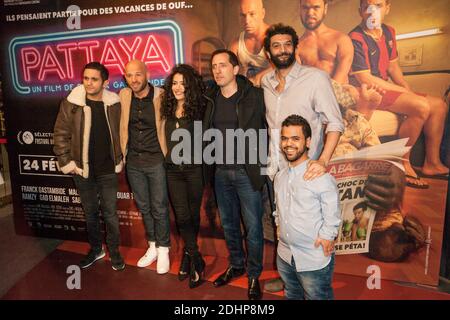 Malik Bentalha, Franck Gastambide, Sabrina Ouazani, Gad Elmaleh, Ramzy Bedia et Anouar Toubali assistent à la première de Pattaya au Cinéma Gaumont Opera de Paris, France, le 15 février 2016. Photo de Maxime Reynaud/APS-Medias/ABACAPRESS.COM Banque D'Images