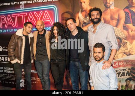Malik Bentalha, Franck Gastambide, Sabrina Ouazani, Gad Elmaleh, Ramzy Bedia et Anouar Toubali assistent à la première de Pattaya au Cinéma Gaumont Opera de Paris, France, le 15 février 2016. Photo de Maxime Reynaud/APS-Medias/ABACAPRESS.COM Banque D'Images