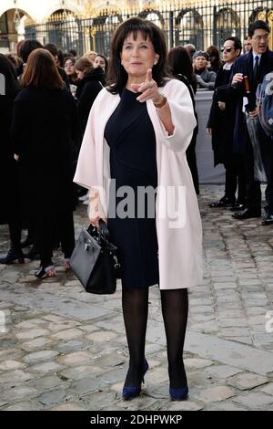 Anne Sinclair participe au salon Christian Dior dans le cadre de la semaine de la mode de Paris automne/hiver 2016/17 le 04 mars 2016 à Paris, France. Photo d'Aurore Marechal/ABACAPRESS.COM Banque D'Images