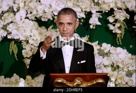 Le président Barack Obama donne la parole à la mère du premier ministre Trudeau, Margaret Trudeau, lors d'un dîner d'État à la Maison Blanche le 10 mars 2016 à Washington, DC, États-Unis. Photo par Olivier Douliery/Pool/ABACAPRESS.COM Banque D'Images