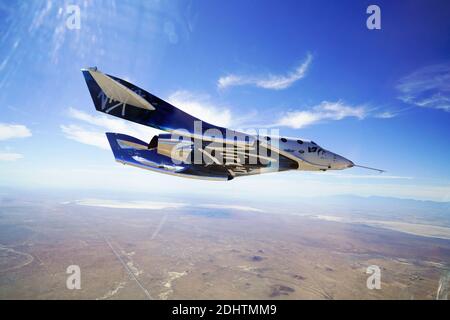 Document photo du dossier daté du 29 mai 2018 de Virgin Galactic. Virgin Galactic doit effectuer samedi un vol d'essai majeur de son avion touristique propulsé par une fusée. Ce sera le premier vol à bord de son véhicule Unity réutilisable à partir du port spatial commercial spécialement construit au Nouveau-Mexique, aux États-Unis. Le vol de samedi sera le premier des trois derniers vols de démonstration avant le début du service commercial. Photo de Virgin Galactic via ABACAPRESS.COM Banque D'Images