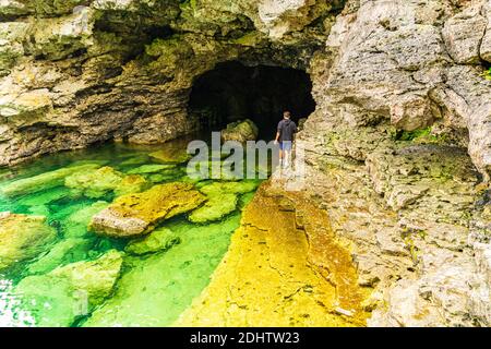 Grotto Caves Parc national de la Péninsule-Bruce Tobermory Ontario Canada Banque D'Images