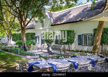 La Grande Provence Heritage Wine Estate est située à Franschhoek en Afrique du Sud. Un hôtel et un restaurant sont rattachés au domaine Banque D'Images