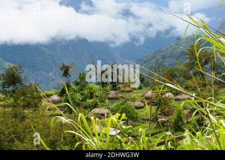 Vue aérienne d'un village de Dani dans la vallée de Baliem. Papouasie occidentale, Indonésie Banque D'Images