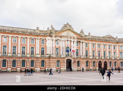 Capitole sur la place du Capitole, Toulouse, France. Banque D'Images