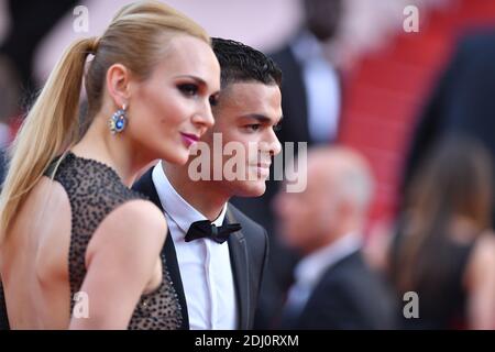 Hatem Ben Arfa et sa femme assistent à la projection affectueuse au Palais des Festivals de Cannes, France, le 16 mai 2016, dans le cadre du 69e Festival de Cannes. Photo de Lionel Hahn/ABACAPRESS.COM Banque D'Images