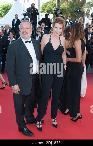 Perico Legasse et Natacha Polony arrivent sur le tapis rouge de la projection "elle" au Palais des Festivals de Cannes, le 21 mai 2016 dans le cadre du 69e Festival de Cannes. Photo de Nicolas Genin/ABACAPRESS.COM Banque D'Images