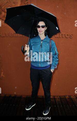 Geraldine Maillet posant au Village lors de l'Open de tennis français à l'arène Roland-Garros de Paris, France, le 31 mai 2016. Photo d'Alban Wyters/ABACAPRESS.COM Banque D'Images