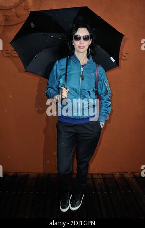 Geraldine Maillet posant au Village lors de l'Open de tennis français à l'arène Roland-Garros de Paris, France, le 31 mai 2016. Photo d'Alban Wyters/ABACAPRESS.COM Banque D'Images