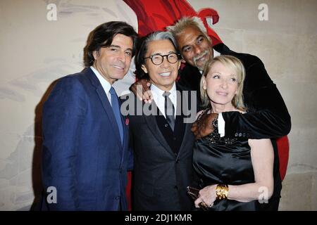 Alexandre Zouari, Kenzo Takada, Satya Oblette et Ruth Obadia participant à la cérémonie décernant à Kenzo Takada la Médaille du Chevalier de la Légion d'Honneur au Conseil constitutionnel de Paris, France, le 02 juin 2016. Photo d'Aurore Marechal/ABACAPRESS.COM Banque D'Images