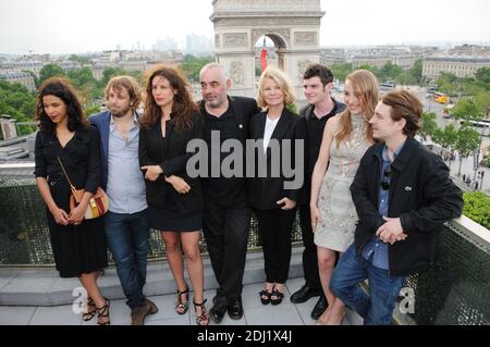 Les membres du jury Zita Hanrot, Alexandre Aja, Sophie Letourneur, Philippe Jaenada, Nicole Garcia, Felix Moati, Deborah Francois et Vincent Rottiers assistent à la cérémonie d'ouverture du 5e Festival du film des champs-Élysées à la Drugstore Publicis le 7 juin 2016 à Paris, en France. Photo d'Alain Apaydin/ABACAPRESS.COM Banque D'Images