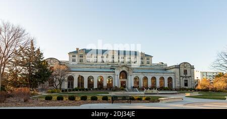 Ames, IA, Etats-Unis - 4 décembre 2020 : Memorial Union sur le campus de l'université d'Etat de l'Iowa Banque D'Images