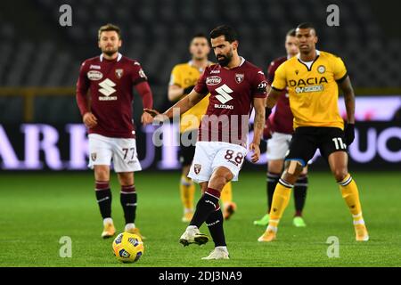 Tomas Eduardo Rincon Hernandez (Torino) pendant le match italien 'erie A' entre Torino 2-3 Udinese au stade Olimpic le 12 décembre 2020 à Turin, Italie. Credit: Maurizio Borsari/AFLO/Alay Live News Banque D'Images