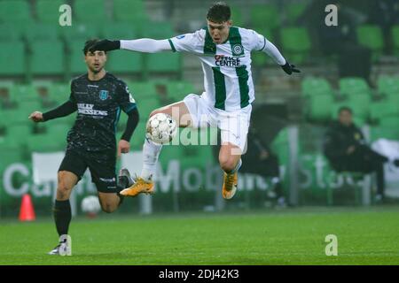 GRONINGEN, PAYS-BAS - DÉCEMBRE 12: G-R: Jorgen Strand Larsen du FC Groningen pendant le match néerlandais Eredivisiie entre le FC Groningen et le RKC Waalwij Banque D'Images