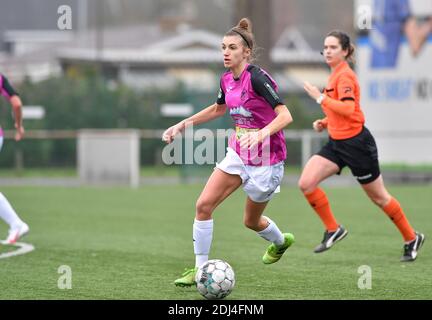 Sint Andries, Belgique. 12 décembre 2020. Justine Blave d'Aalst photographiée lors d'un match de football féminin entre le Club Brugge Dames YLA et Eendracht Aalst Ladies le 9 e jour de match de la saison 2020 - 2021 de la Super League belge Scooore Womens, samedi 12 décembre 2020 à Bruges, Belgique . PHOTO SPORTPIX.BE | SPP | DAVID CATRY David Catry | Sportpix.be | SPP Credit: SPP Sport Press photo. /Alamy Live News Banque D'Images