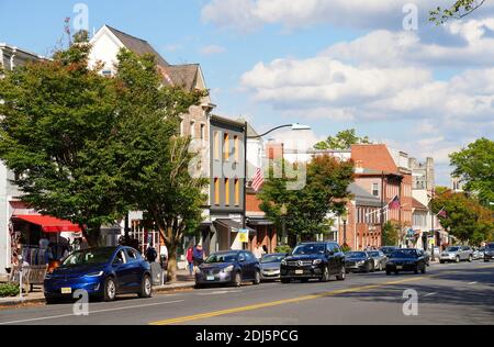 PRINCETON, NJ -30 SEP 2020- vue sur les bâtiments de Nassau Street dans le centre-ville de Princeton, New Jersey, États-Unis. Banque D'Images