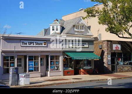 PRINCETON, NJ -30 SEP 2020- vue sur les bâtiments de Nassau Street dans le centre-ville de Princeton, New Jersey, États-Unis. Banque D'Images