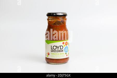 Loyd Grossman sauce aux pâtes à base de tomates et de basilic Banque D'Images