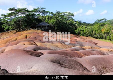 Attractions de l'île Maurice. Parc national unique sept couleurs de la terre Shamarel. Tourisme. Banque D'Images