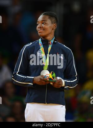 Médaille de bronze Audrey Tcheumeo au Judo féminin -78kgs tenu à Carioca Arena 2 pendant le jour 6 des Jeux Olympiques de Rio 2016 le 11 août 2016 à Rio de Janeiro, Brésil. Photo de Lionel Hahn/ABACAPRESS.COM Banque D'Images