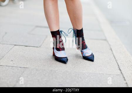 Street style, en arrivant au spectacle Randy Spring Summer 2017 qui s'est tenu à Andersen s , à Copenhague, Danemark, le 12 août 2016. Photo de Marie-Paola Bertrand-Hillion/ABACAPRESS.COM Banque D'Images