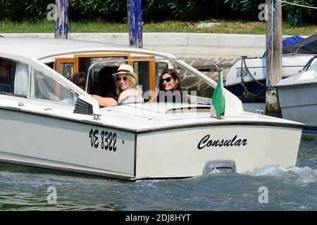 Chiara Mastroianni et Gemma Arterton arrivent à l'Hôtel Excelsior sur le Lido à Venise, Italie dans le cadre du 73e Mostra, Festival International du film de Venise le 07 septembre 2016. Photo d'Aurore Marechal/ABACAPRESS.COM Banque D'Images