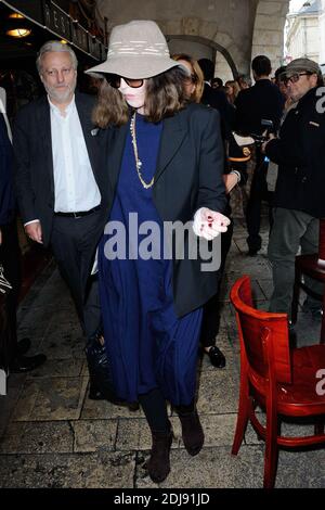 Isabelle Adjani se rend au restaurant lors du Festival de la Fiction TV 2016 de la Rochelle, a la Rochelle, France le 16 septembre 2016. Photo d'Aurore Marechal/ABACAPRESS.COM Banque D'Images
