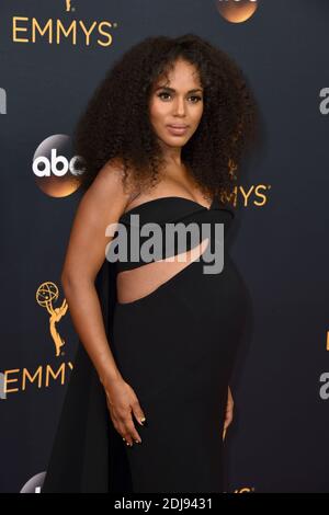 Kerry Washington participe à la 68e édition annuelle des Primetime Emmy Awards au Microsoft Theatre le 18 septembre 2016 à Los Angeles, en Californie. Photo de Lionel Hahn/ABACAPRESS.COM Banque D'Images