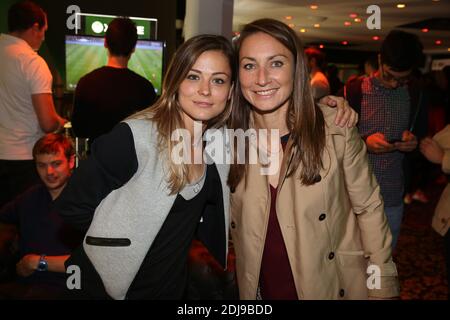 Laure Boulleau et Gaetane Thiney participant au lancement du nouveau jeu FIFA 2017 (également appelé FIFA 17) qui s'est tenu au 'cercle Cadet' à Paris, en France, le 26 septembre 2016. Photo de Jerome Domine/ABACAPRESS.COM Banque D'Images